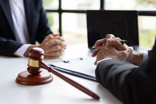 Votre guide pour un divorce serein à bordeaux avec un avocat