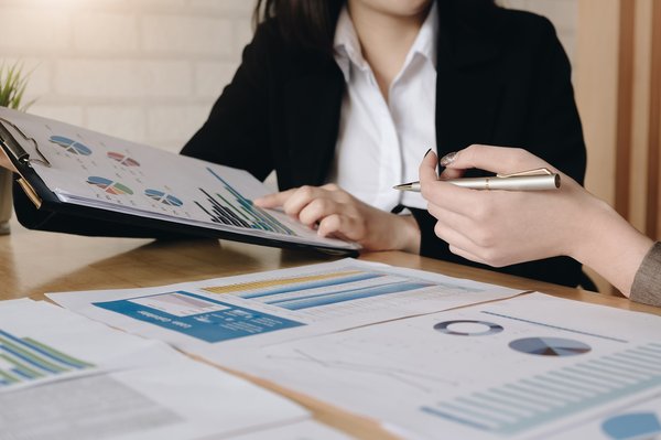 Optimisez votre stratégie grâce à l'analyse hlr lookup